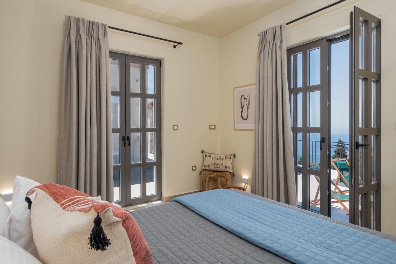 J&C Luxury Villa Асос Экстерьер фото